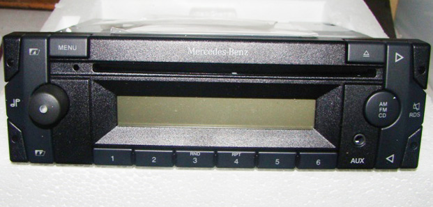 Đầu đĩa  RADIO CD PLAYER NEW MERCEDES G CLASS AND MERCEDES TRUCK 24V Original Mercedes Benz